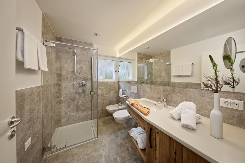 Appartement-Hotel Beatenhof Tirolo Exterior photo