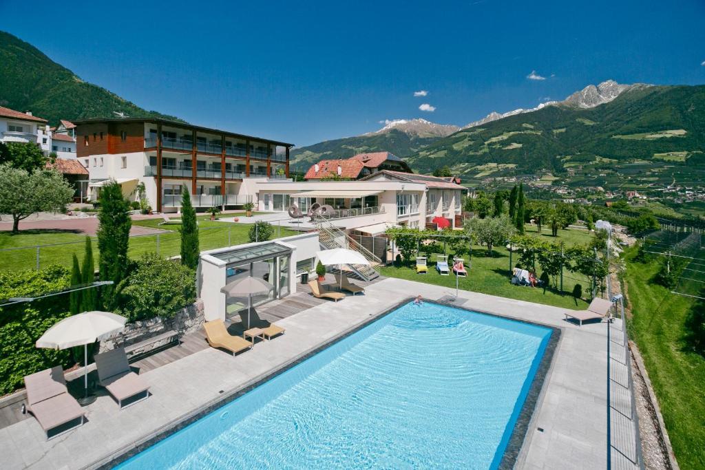 Appartement-Hotel Beatenhof Tirolo Exterior photo