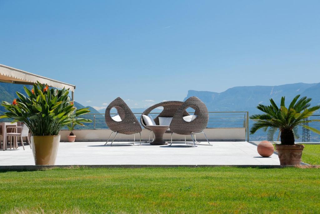 Appartement-Hotel Beatenhof Tirolo Exterior photo