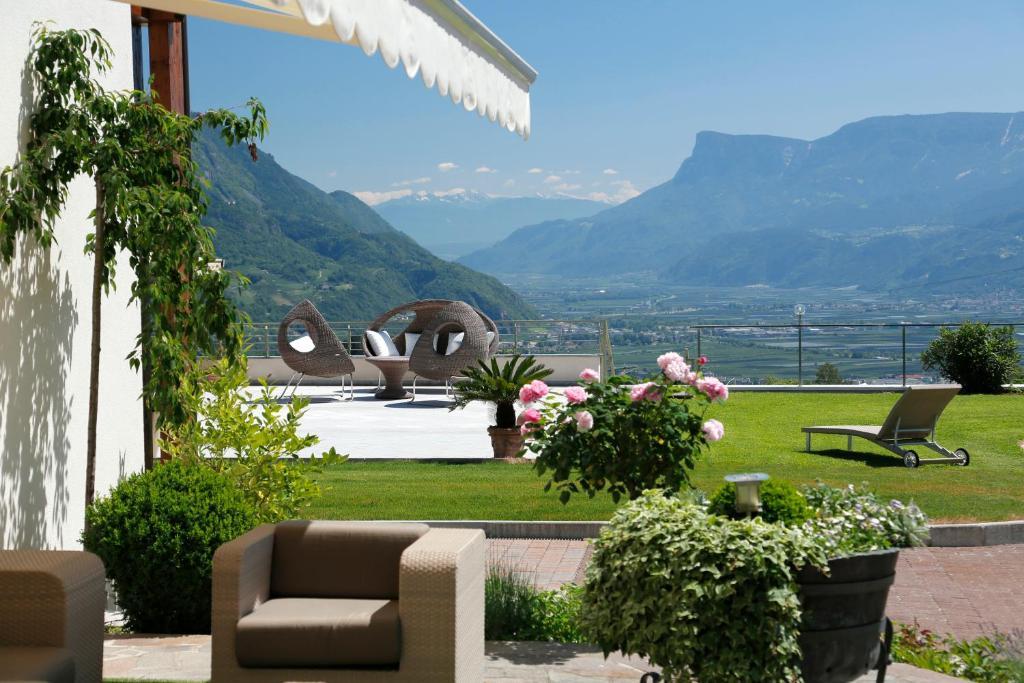 Appartement-Hotel Beatenhof Tirolo Exterior photo